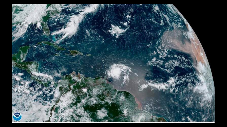 Las Antillas Menores piden precaución ante la llegada de la tormenta Dorian