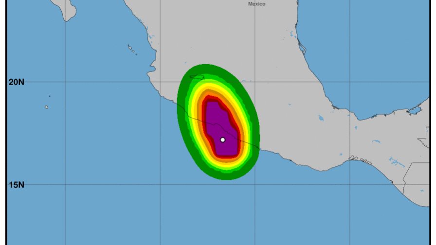 El huracán Rick toca tierra en el estado mexicano de Guerrero