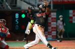 Mel Rojas es elegido Jugador Más Valioso en Corea del Sur