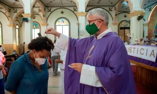 El COVID-19 obliga a modificar el ritual del Miércoles de Ceniza