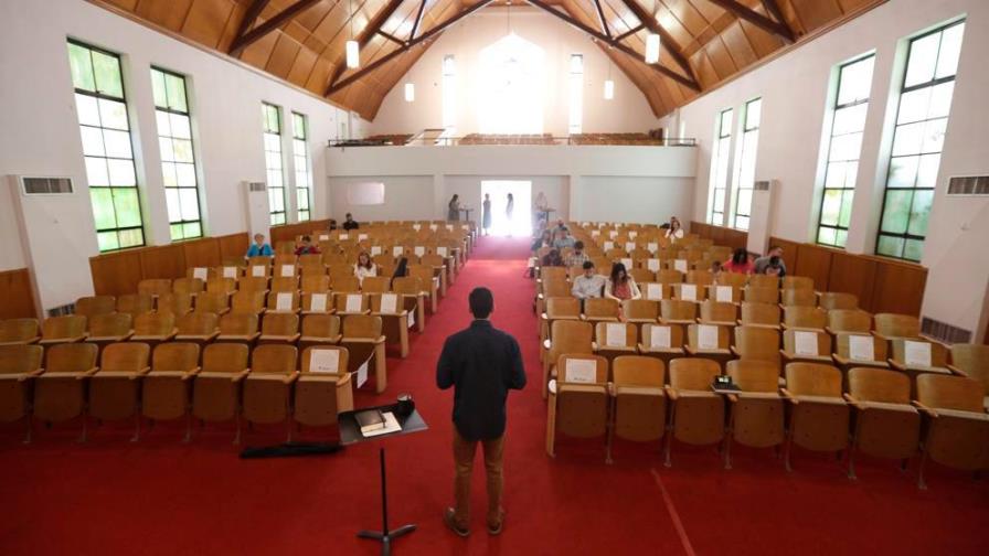 40 personas contraen coronavirus tras evento religioso en Alabama
