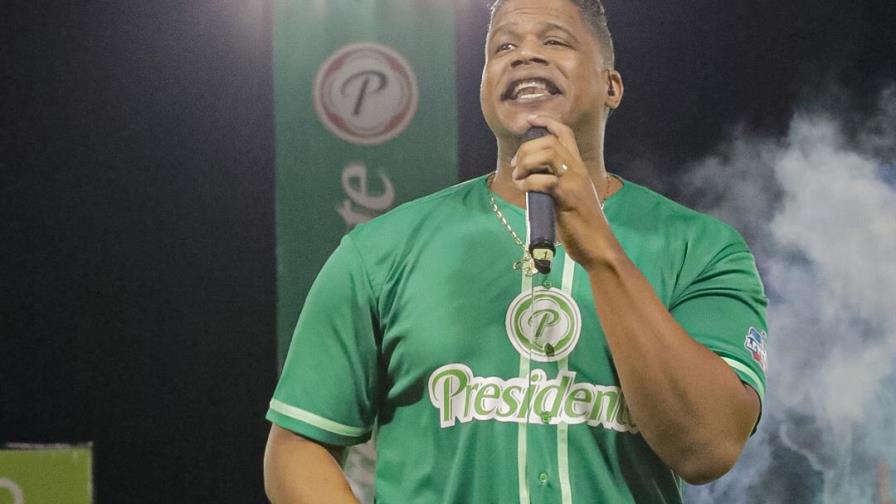 Cerveza Presidente emociona con espectáculo de medio tiempo en el Día de Leyendas