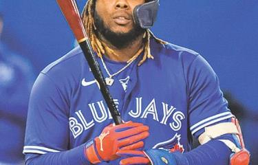 Vladimir Guerrero Jr. gana Premio Hank Aaron Liga Americana 2021