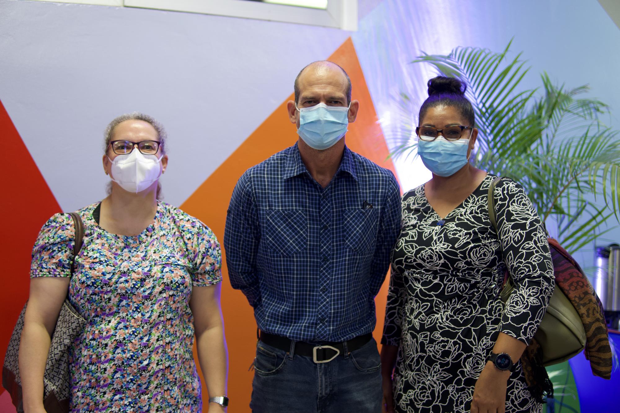 Flor Alicia Hagarty, Melly López y Lorenzo Gutierrez.