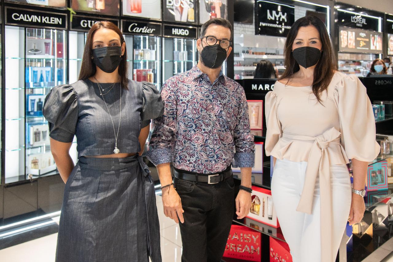 Giuly Maronese, Julio Hernández y Yermis Peña. (Fuente Externa) 