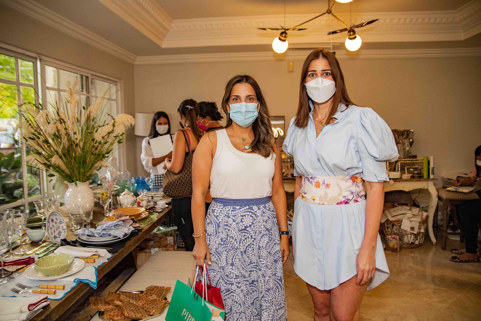 Judith Santos y Elila Valdez. (Fuente externa)