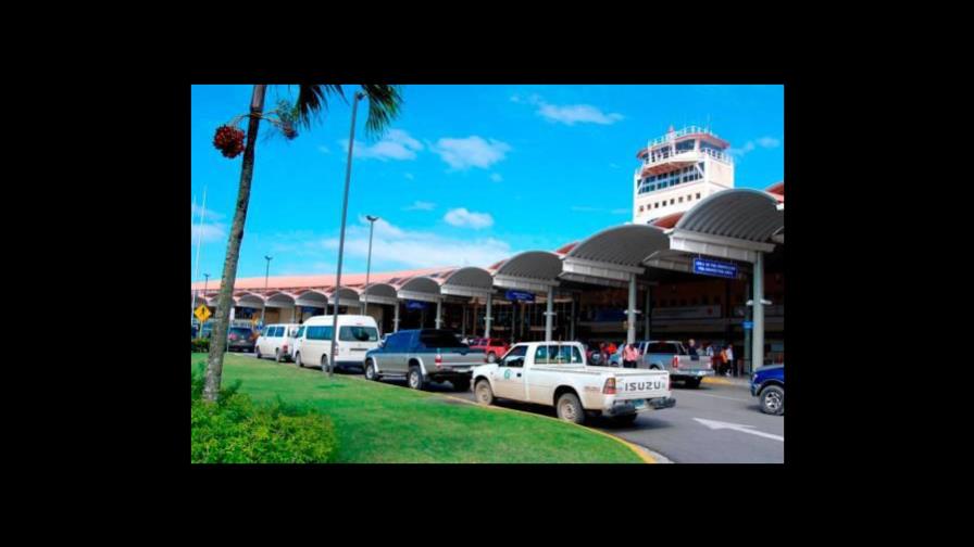 Inventó falsa amenaza de explosivos para evitar que novia viajara a EEUU Inventó falsa amenaza de explosivos para evitar que novia viajara a EEUU