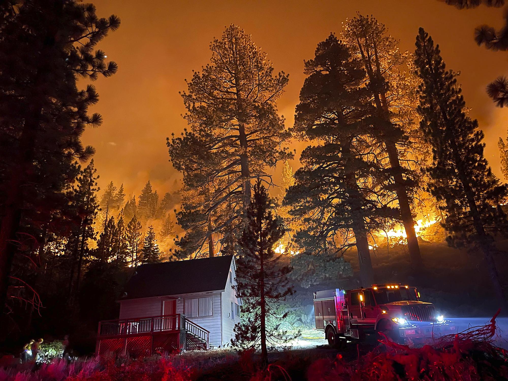 Incendios forestales azotan oeste de California