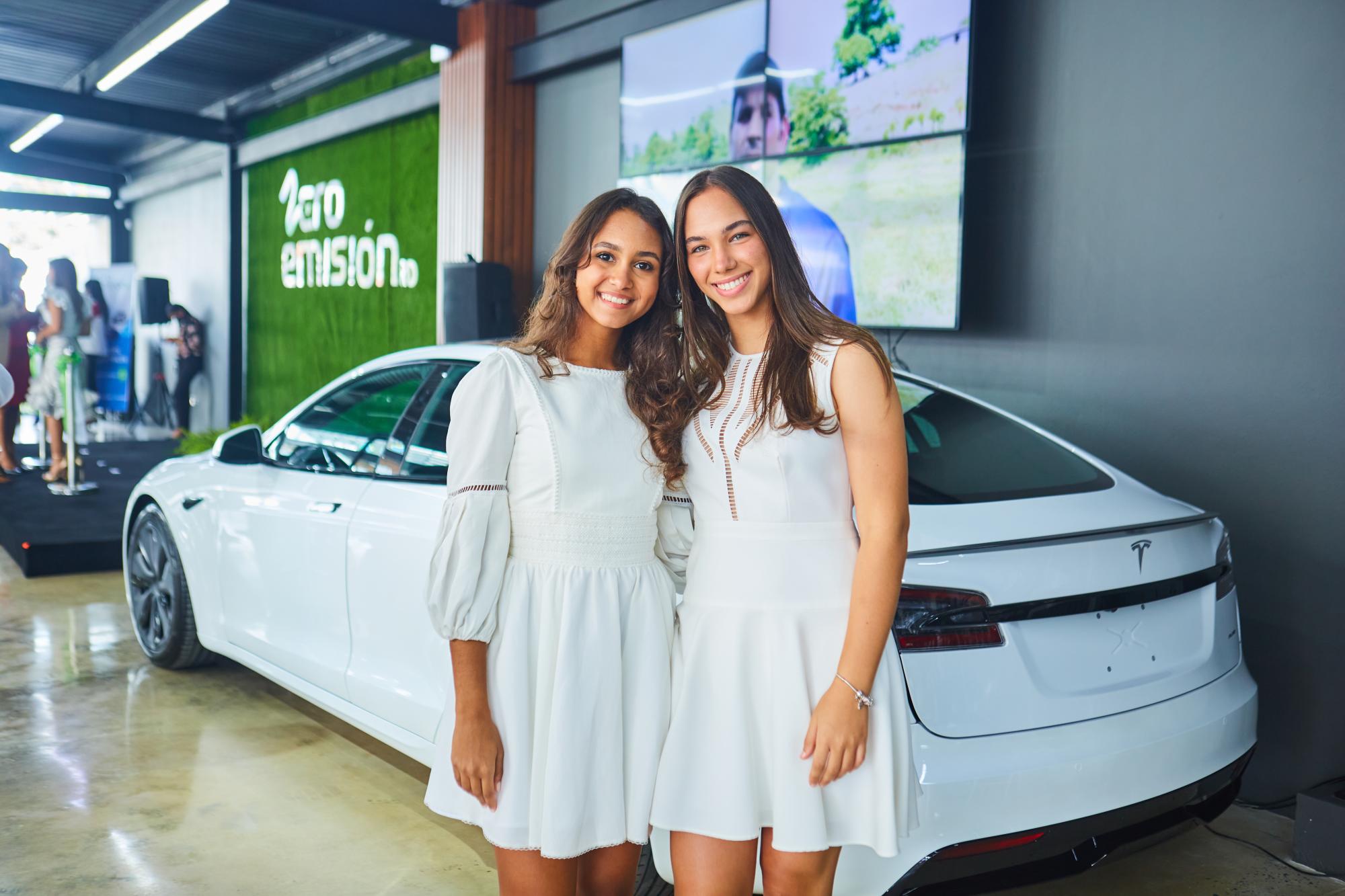 Charlenne Sánchez y Laura Pérez.