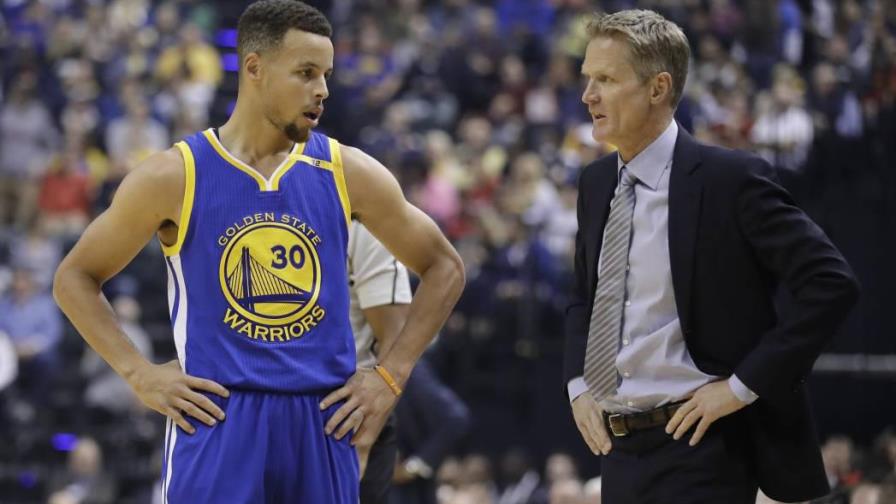 Steve Kerr difiere con Jordan y defiende la posición de Pippen