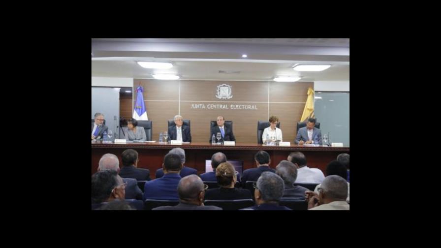 Reglamento permitirá a partidos presentar hasta 10 precandidatos Reglamento permitirá a partidos presentar hasta 10 precandidatos