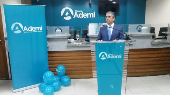 Banco Múltiple Ademi recibe certificación internacional 
