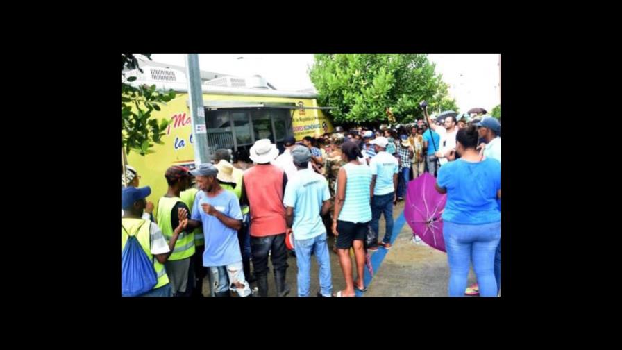 Por hambre, dominicanos y haitianos discuten en la frontera