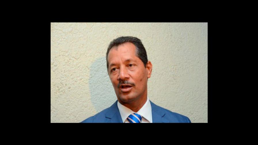 Julián Roa renuncia a la militancia del PLD