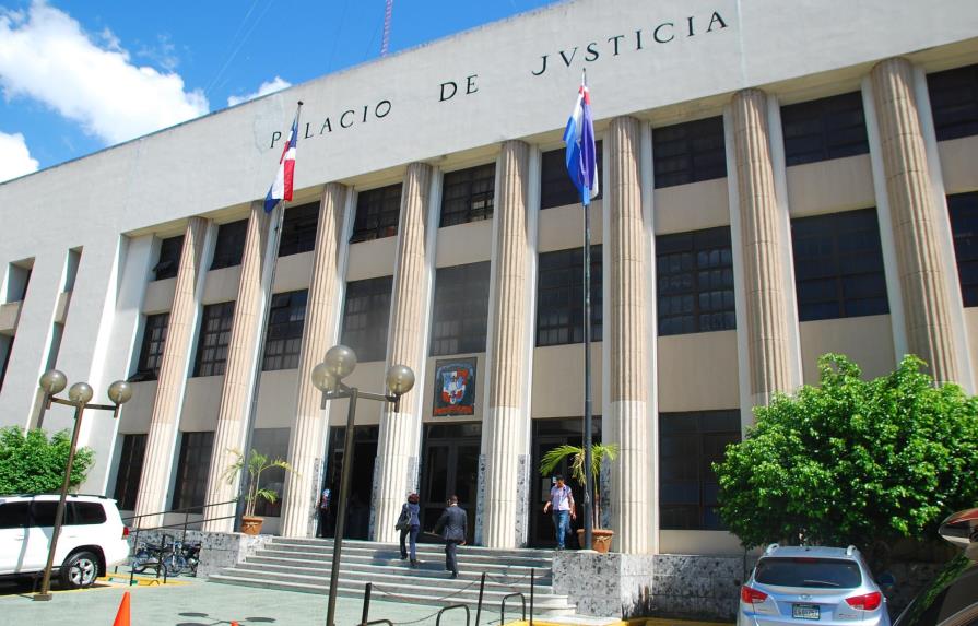 Fiscalía pide apertura a contra red de “Maconi”
Fiscalía pide apertura a juicio contra red de “Maconi”