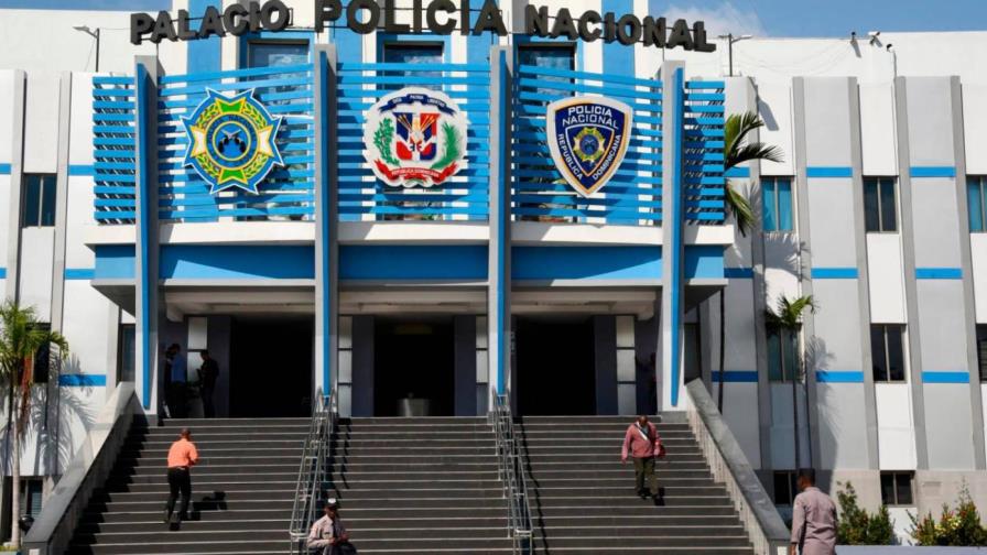 Policía captura a dos hombres que habrían asaltado ocho farmacias Policía captura a dos hombres que habrían asaltado ocho farmacias