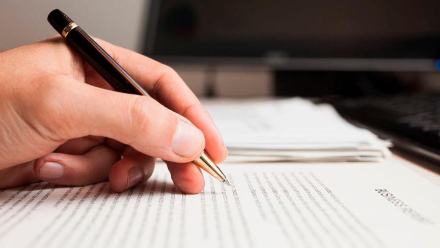 FundéuRAE: “por último, cabe señalar...”, mejor que “por último, señalar...” FundéuRAE: “por último, cabe señalar...”, mejor que “por último, señalar...”