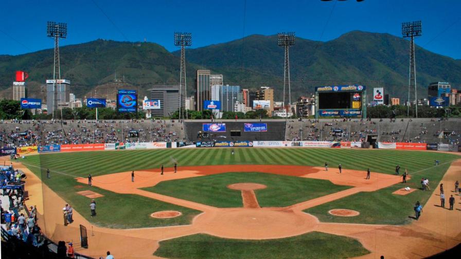 Pende de un hilo el torneo de la liga venezolana de béisbol