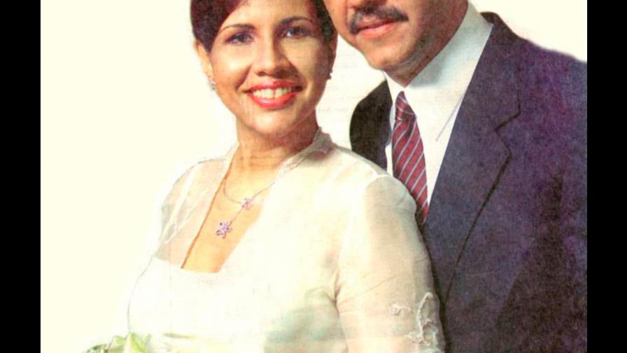 Margarita y Leonel ponen fin a 18 años de matrimonio Margarita y Leonel ponen fin a 18 años de matrimonio
