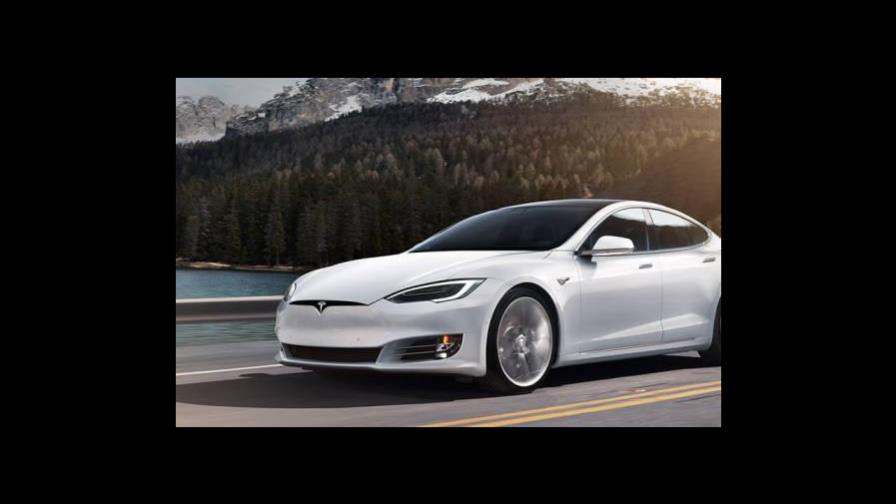 Un condado de California ordena el cierre de la planta de montaje de Tesla
