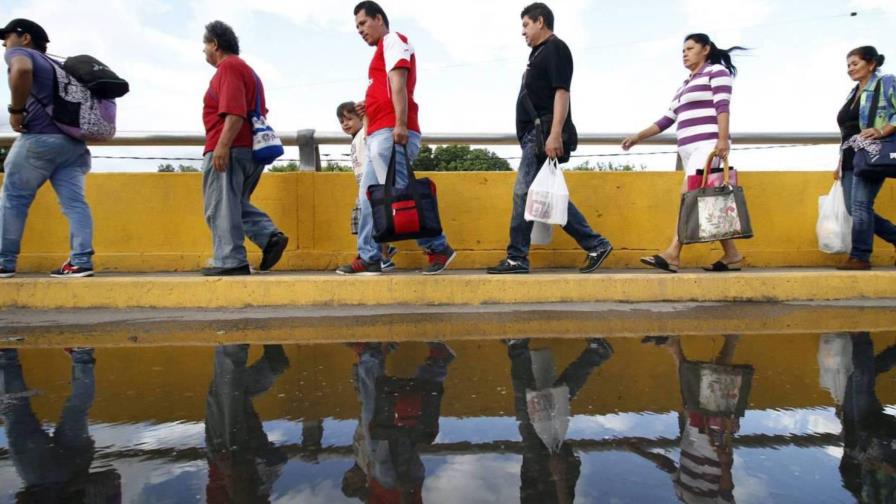 Ecuador pide soluciones globales al problema de la migración venezolana