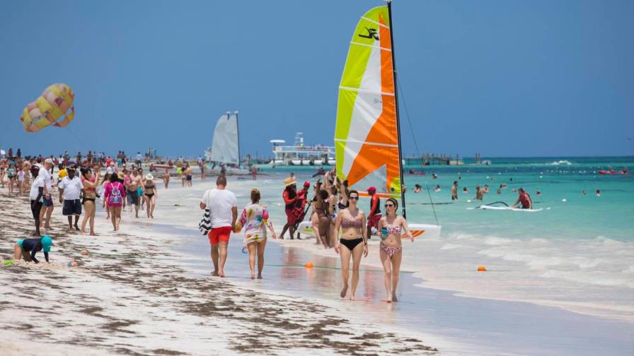 Banco Central mantiene en 4.5% su tasa de política monetaria y estima que la economía crecerá en torno al 5% 