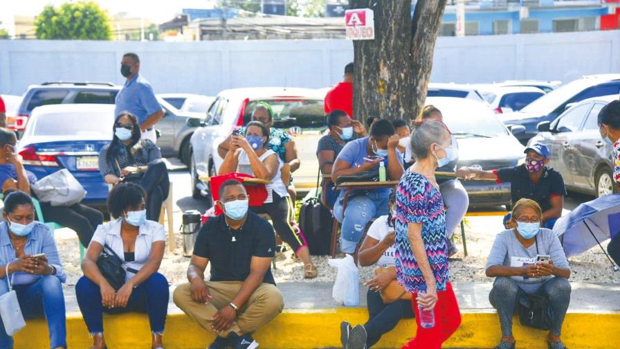 COVID-19: San Cristóbal y San Pedro registran también fuertes aumentos 
COVID: San Cristóbal y San Pedro
registran también fuertes aumentos 