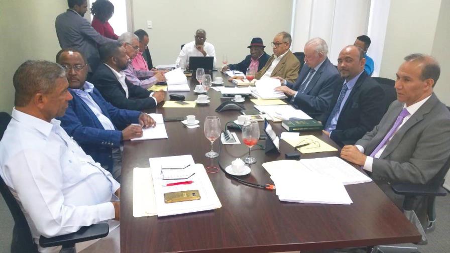 Centrales sindicales reiteran no aceptarán cambios en cesantía Centrales sindicales reiteran no aceptarán cambios en cesantía