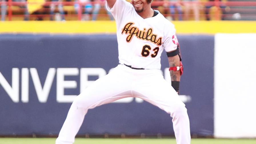 Edmundo Sosa, de las Águilas, aprovecha el nivel de la pelota invernal dominicana