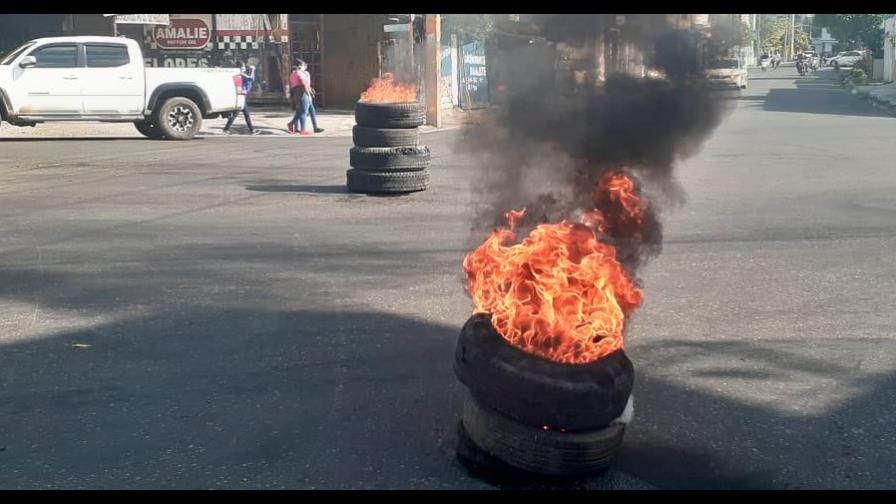 El Poder Ejecutivo inhabilita 8 empresas que incumplieron contratos con el Estado