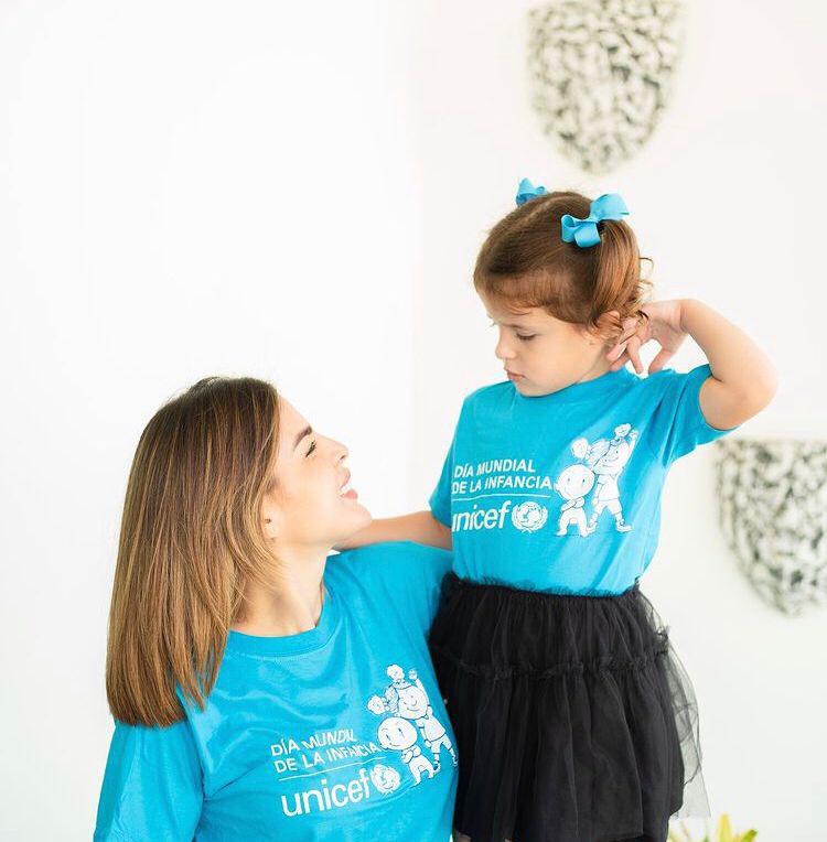 Graciella Dietsch con su niña.