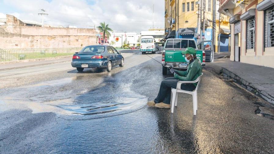 Un problema de agua frente a los bomberos Un problema de agua frente a los bomberos