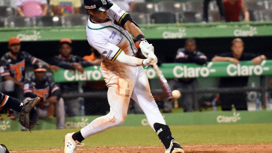 Estrellas aprovechan error para anotar y dejan a los Toros en el terreno Estrellas aprovechan error para anotar y dejan a los Toros en el terreno