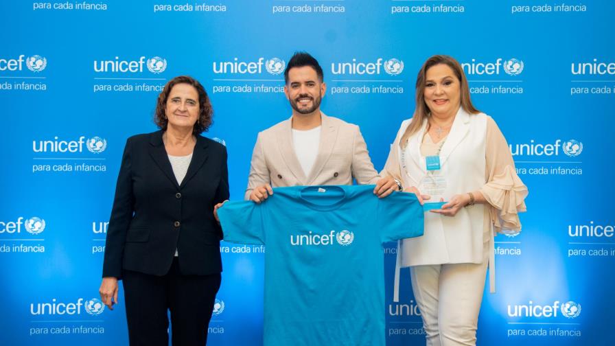 UNICEF RD nombra a Manny Cruz nuevo Embajador Nacional de Buena Voluntad UNICEF RD nombra a Manny Cruz nuevo Embajador Nacional de Buena Voluntad