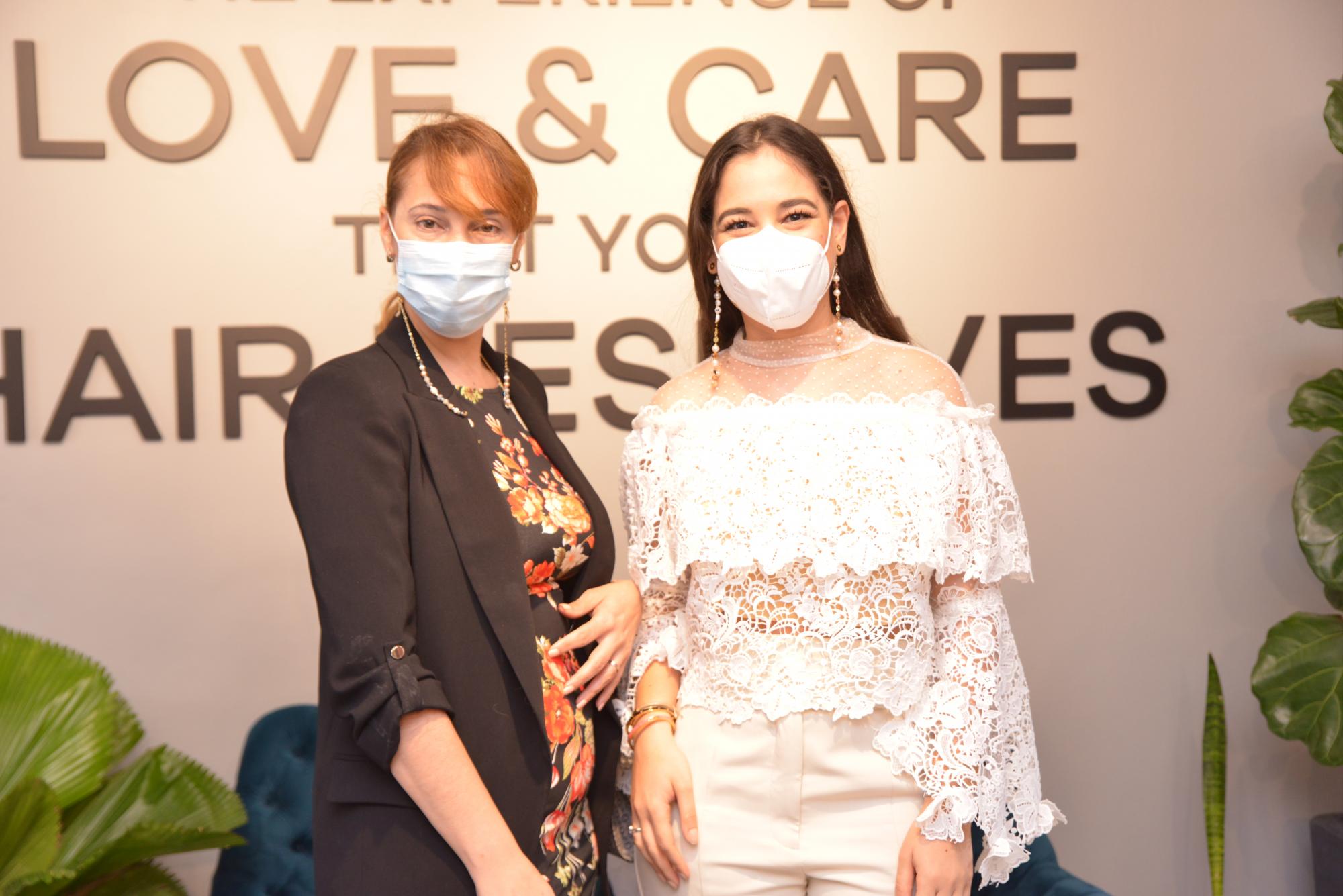 Lenny Pérez y Paola Santana.