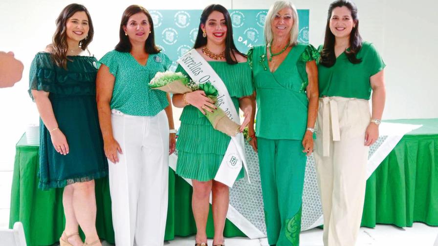 Estrellas Orientales nombran madrina 