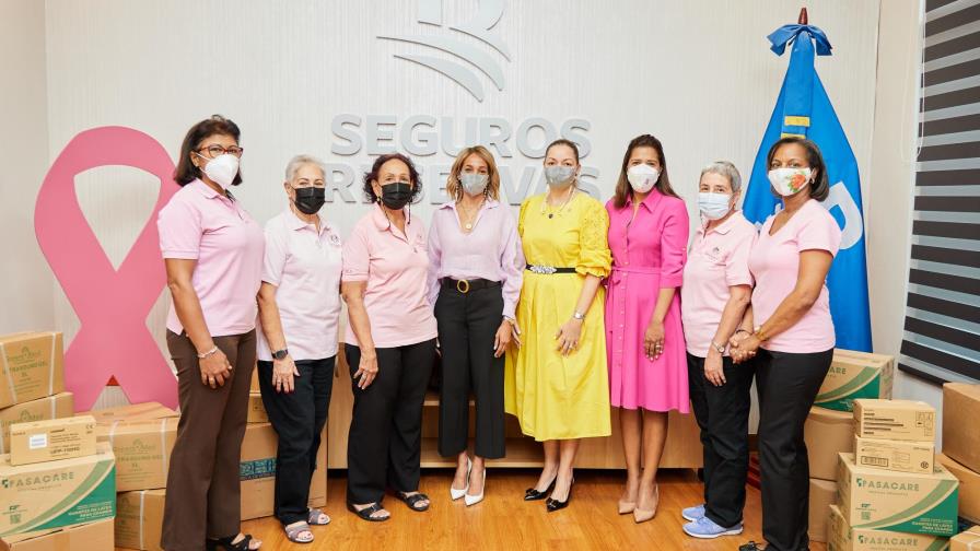 Seguros Reservas apoya la lucha contra el cáncer de mama entregando donativo a FUPRECA