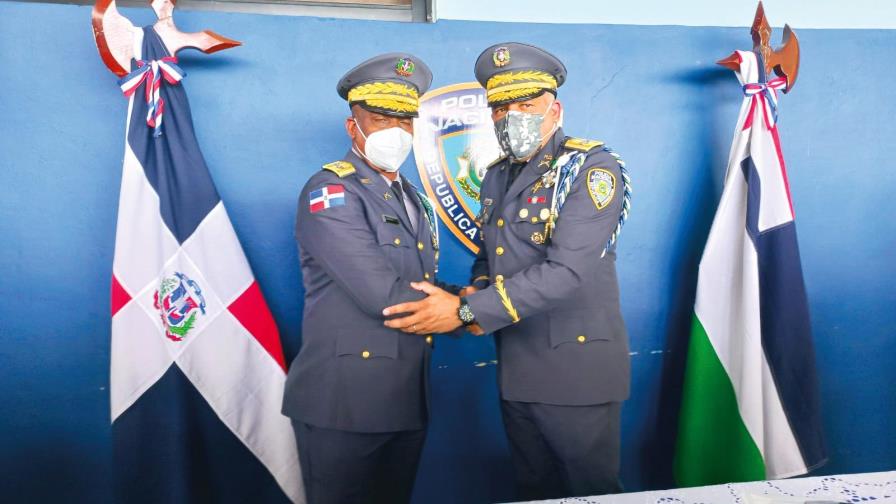 Toman posesión tres nuevos directores regionales de la Policía