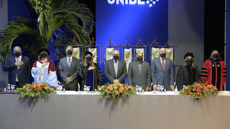 Unibe celebró su 52 Graduación Ordinaria en la Casa San Pablo