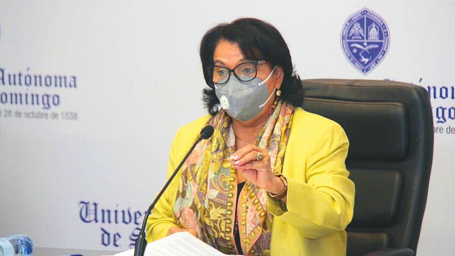 UASD inicia semestre
con docencia virtual UASD inicia semestre
con docencia virtual