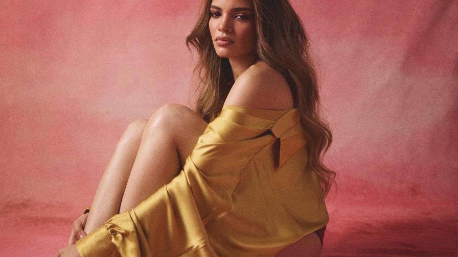 Leslie Grace estrena “Bachatica”, su primer sencillo en solitario