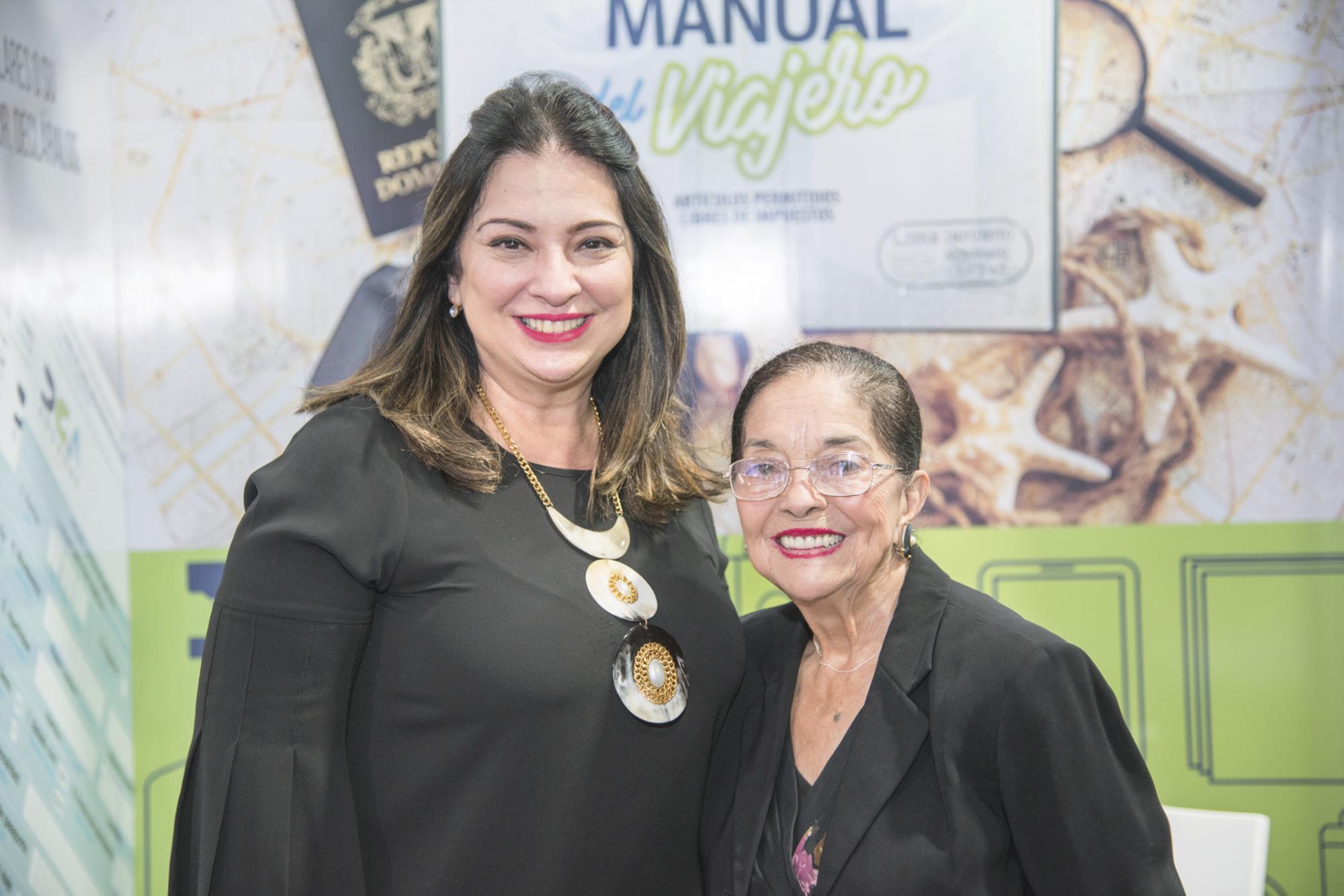  Lissette Selman y Rosalinda Thomas. 