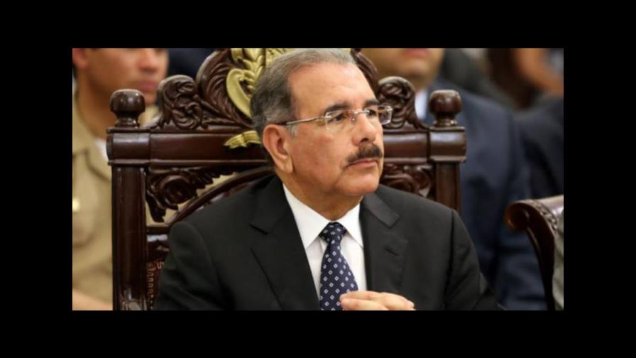 Presidente visita a su padre; dice podría ser dado de alta este sábado Presidente visita a su padre; dice podría ser dado de alta este sábado