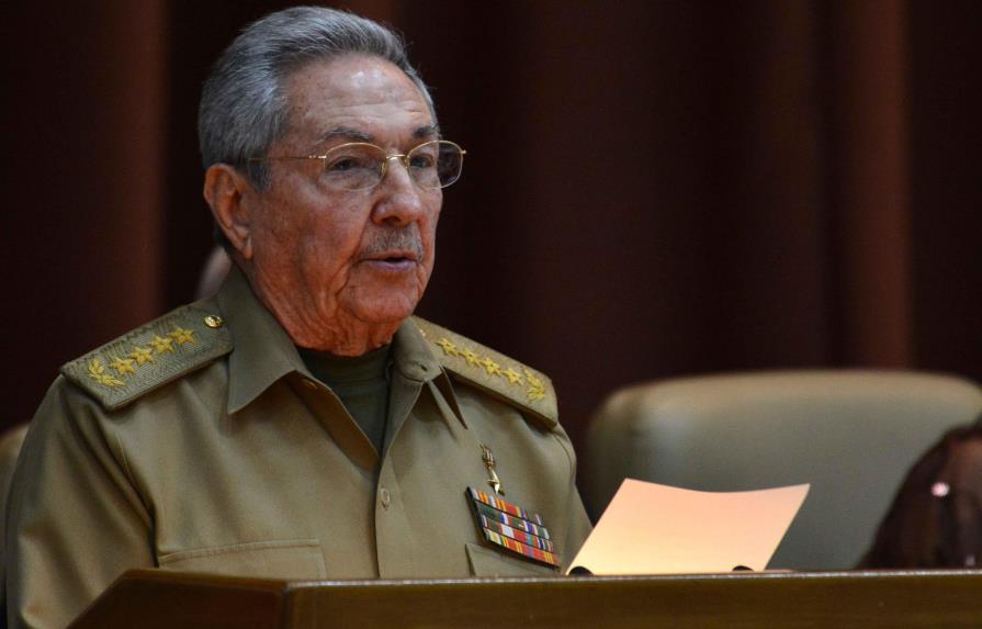 Castro, convaleciente tras operación, envía condolencias por tragedia en Cuba