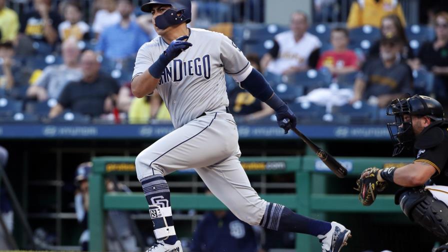 Con jonrón de Villanueva, Padres derrotan a Piratas