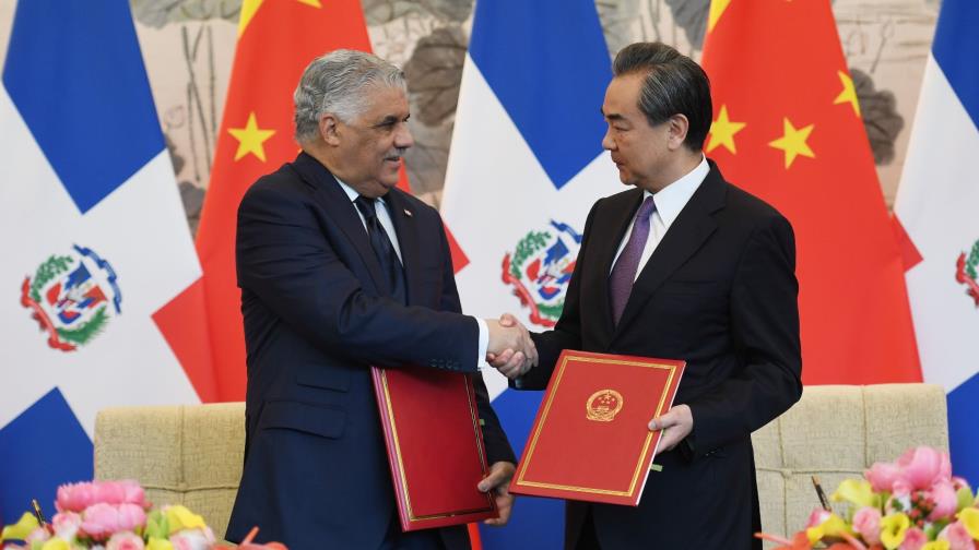 “República Dominicana se aliaba con China o se aislaba con Taiwán” “República Dominicana se aliaba con China o se aislaba con Taiwán”