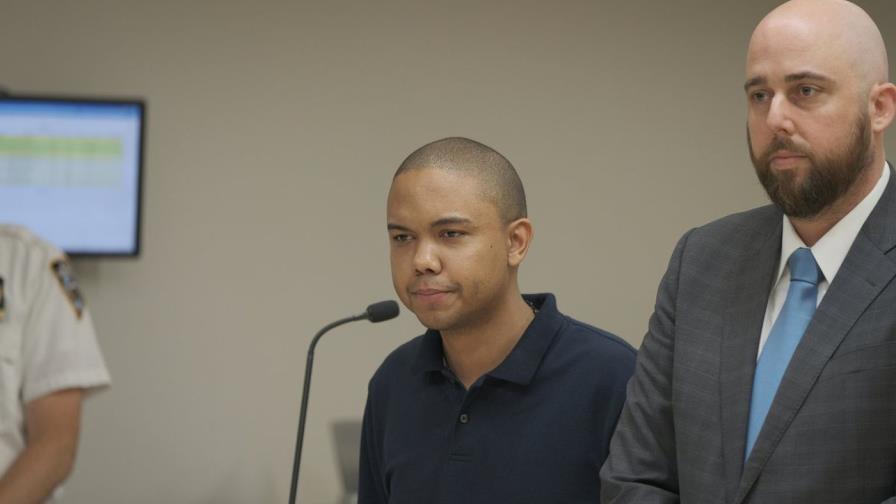 Hombre que apuñaló siete veces a su novia dominicana dice que fue “accidental”