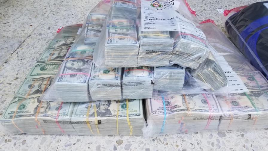 DNCD ocupa más  de 600 mil euros y dólares en operativos