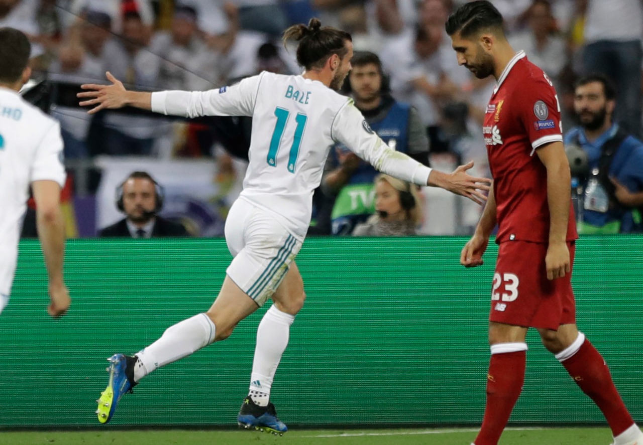 Gareth Bale en unos de los goles del partido.