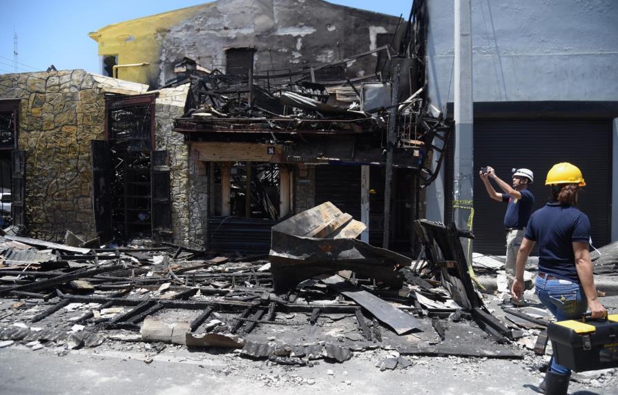 Incendio  en librerías de Santiago dejó  pérdidas millonarias 